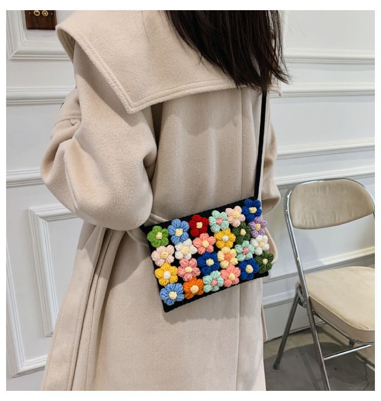 Borsa a tracolla all'uncinetto da donna - Borsa a tracolla floreale bohémien (nero/bianco/beige) - Borsa da spiaggia in cotone fatta a mano_voghion.com