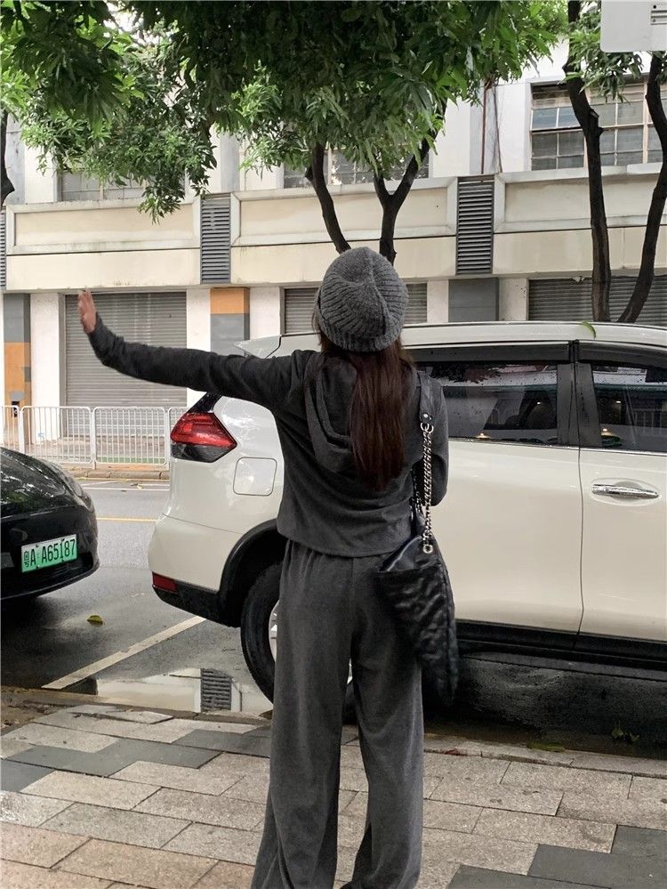 001 Casual Sports Suit For Women, Autumn New Loose Lazy Style, Youthful Fashionable Top And Wide-Leg Pants Two-Piece Set_voghion.com