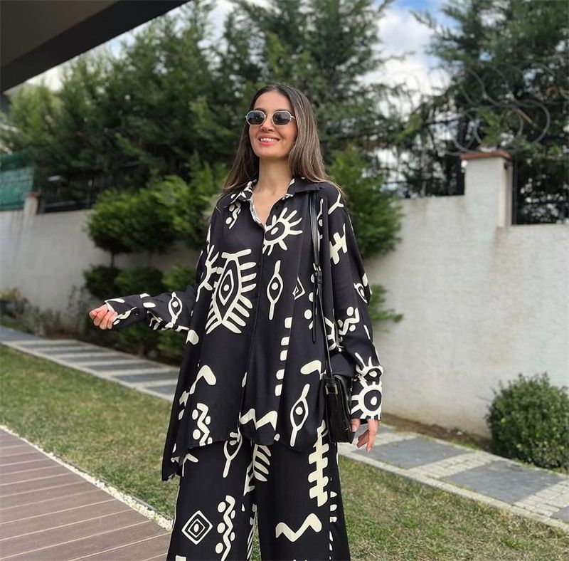 Abbigliamento da donna spot abbigliamento da donna 2024 nuova moda top larghi stampati con lacci pantaloni a vita alta gamba larga set due pezzi_voghion.com