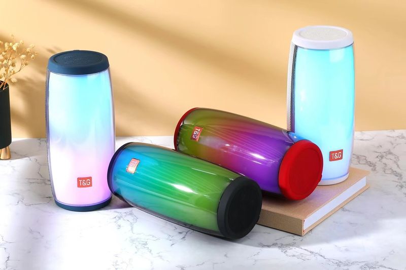 New TG317 wireless Bluetooth pulsating speaker LED seven color outdoor card insertion desktop computer subwoofer_voghion.com