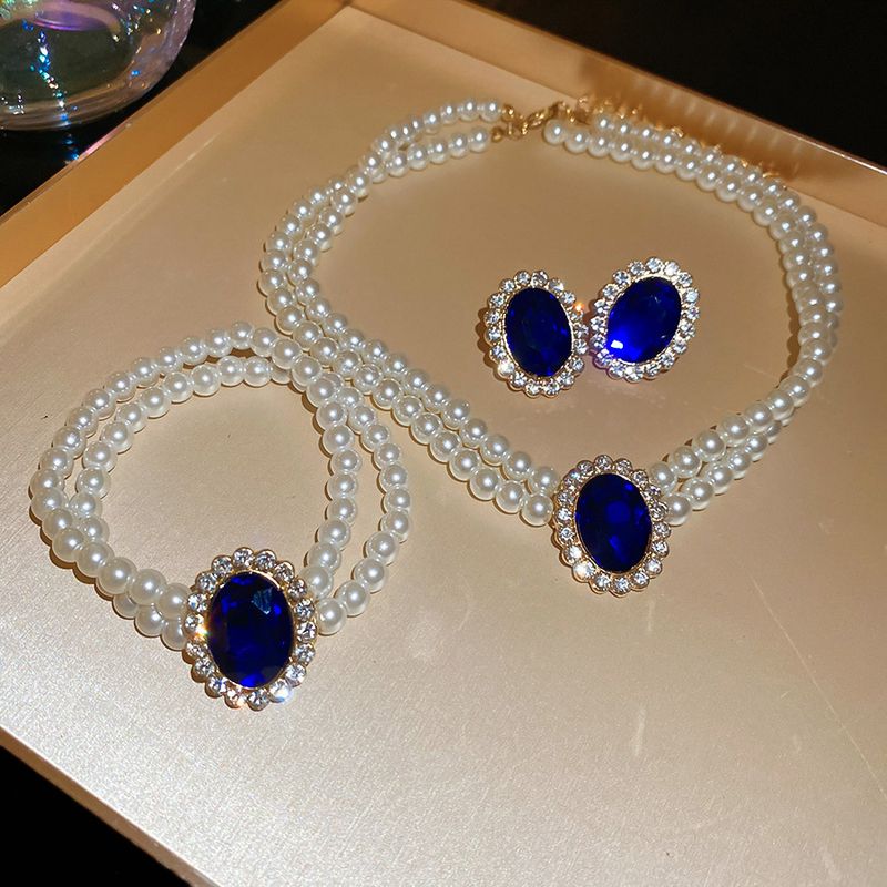 Inlaid Diamond Pearl Oval Pendant Necklace Set Fashion Choker Collarbone Chain Light Luxury High-end Sense Jewelry_voghion.com