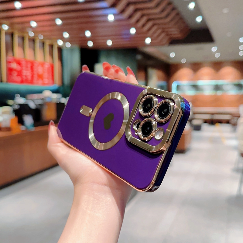 Luxury Fashion Soft Magsafe Wireless Charge Love Heart Case per iPhone 14 13 12 11 Pro Max Plus Cover in silicone magnetico_voghion.com