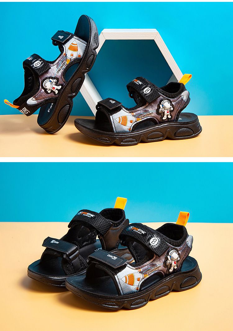 2024 Sommer Neue Sandalen, Jungen Strand Schuhe, Studenten Casual Solide Weiche Sohle Leichte Mittlere und Große Kinder_voghion.com