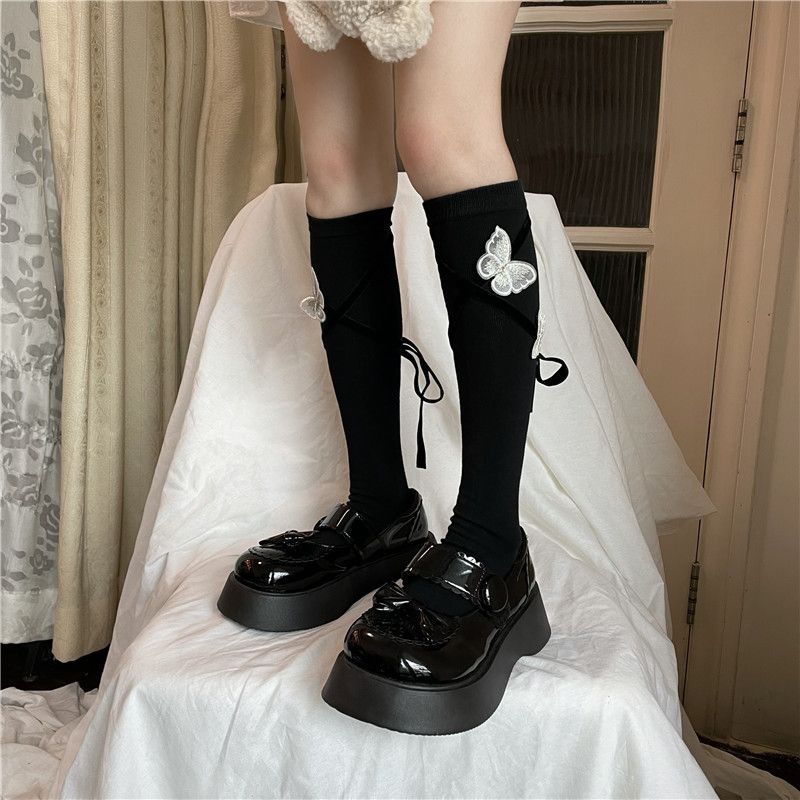 3D Embroidered Butterfly Cross Strap Cotton Autumn/Winter Cute Leg Socks for Women_voghion.com