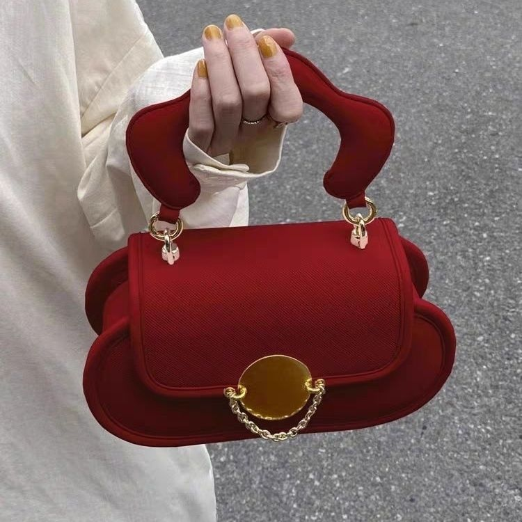 Red Bride Wedding Handheld For Women New High End Texture Small Stand One Shoulder Crossbody Saddle Bag_voghion.com